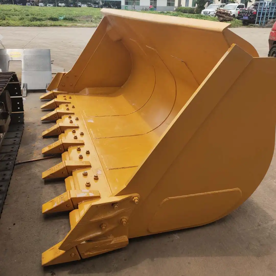 Are loader buckets universal?